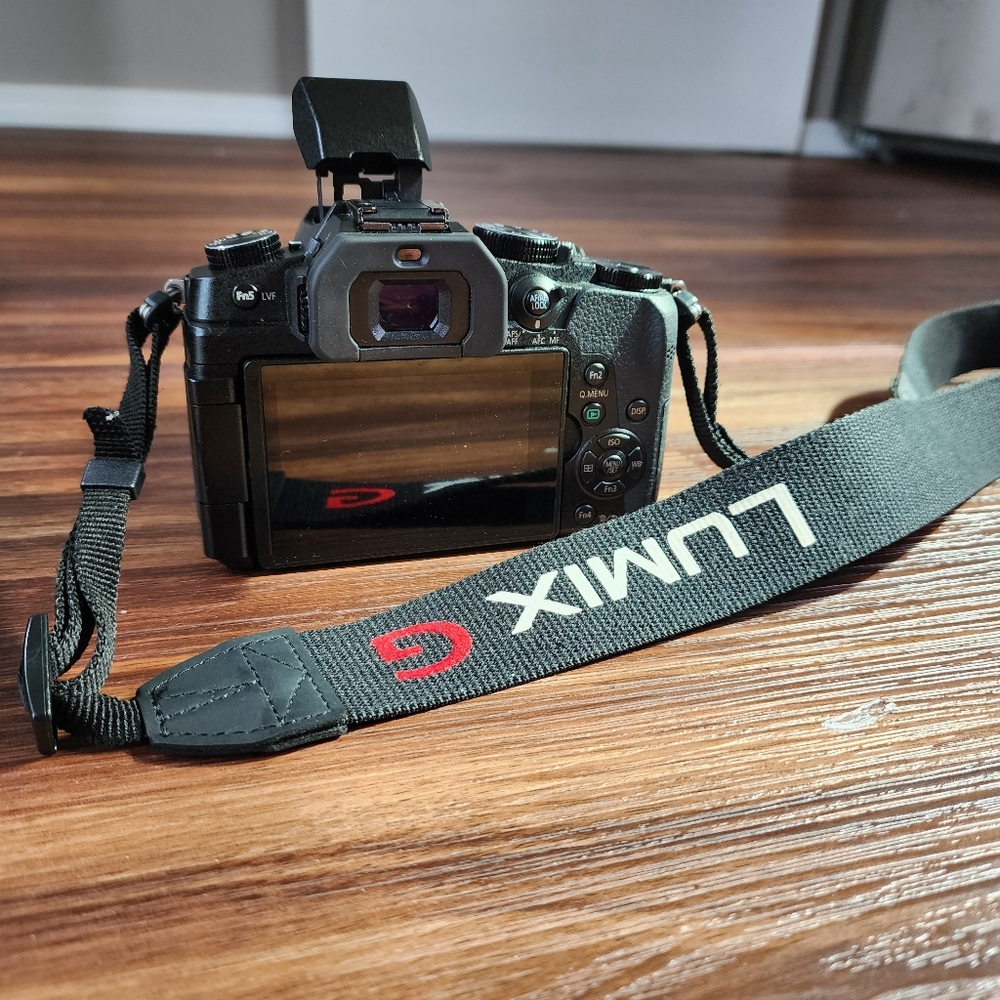 Panasonic Lumix G85MK 4k Mirrorless Camera Kit